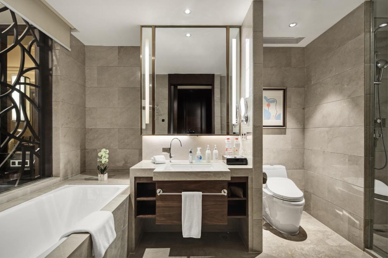 Jinan Luxury Blue Horizon Hotel מראה חיצוני תמונה