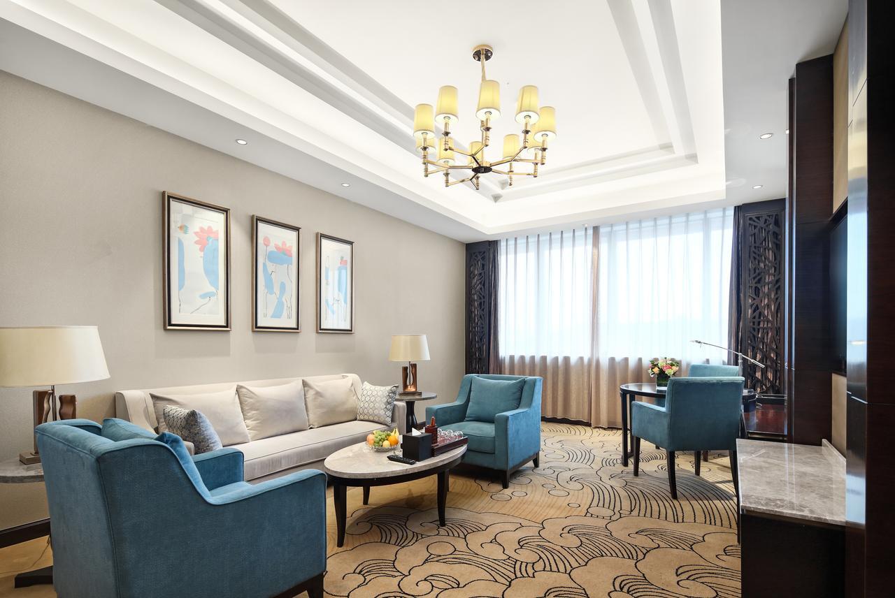 Jinan Luxury Blue Horizon Hotel מראה חיצוני תמונה
