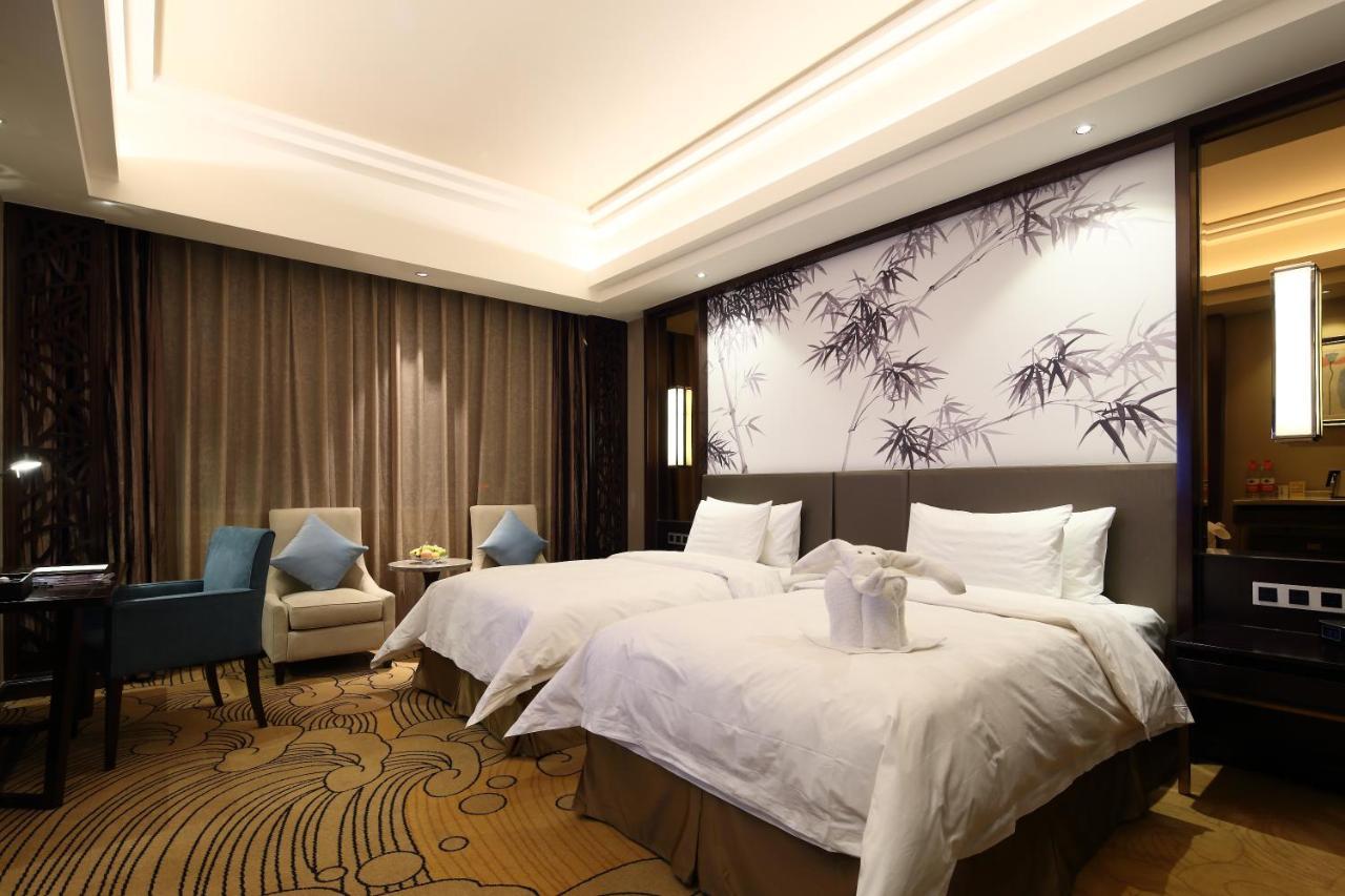 Jinan Luxury Blue Horizon Hotel מראה חיצוני תמונה