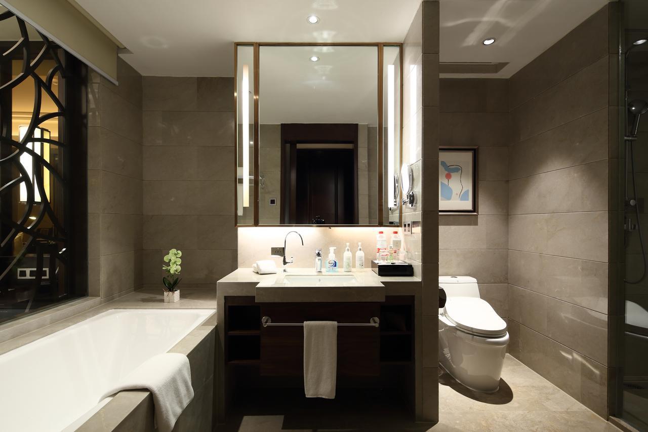 Jinan Luxury Blue Horizon Hotel מראה חיצוני תמונה