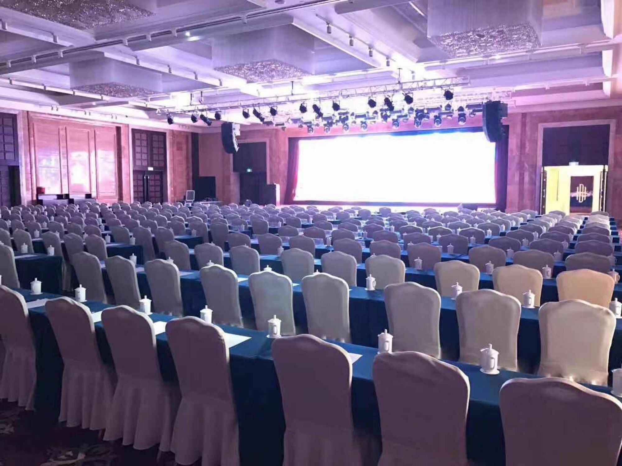 Jinan Luxury Blue Horizon Hotel מראה חיצוני תמונה